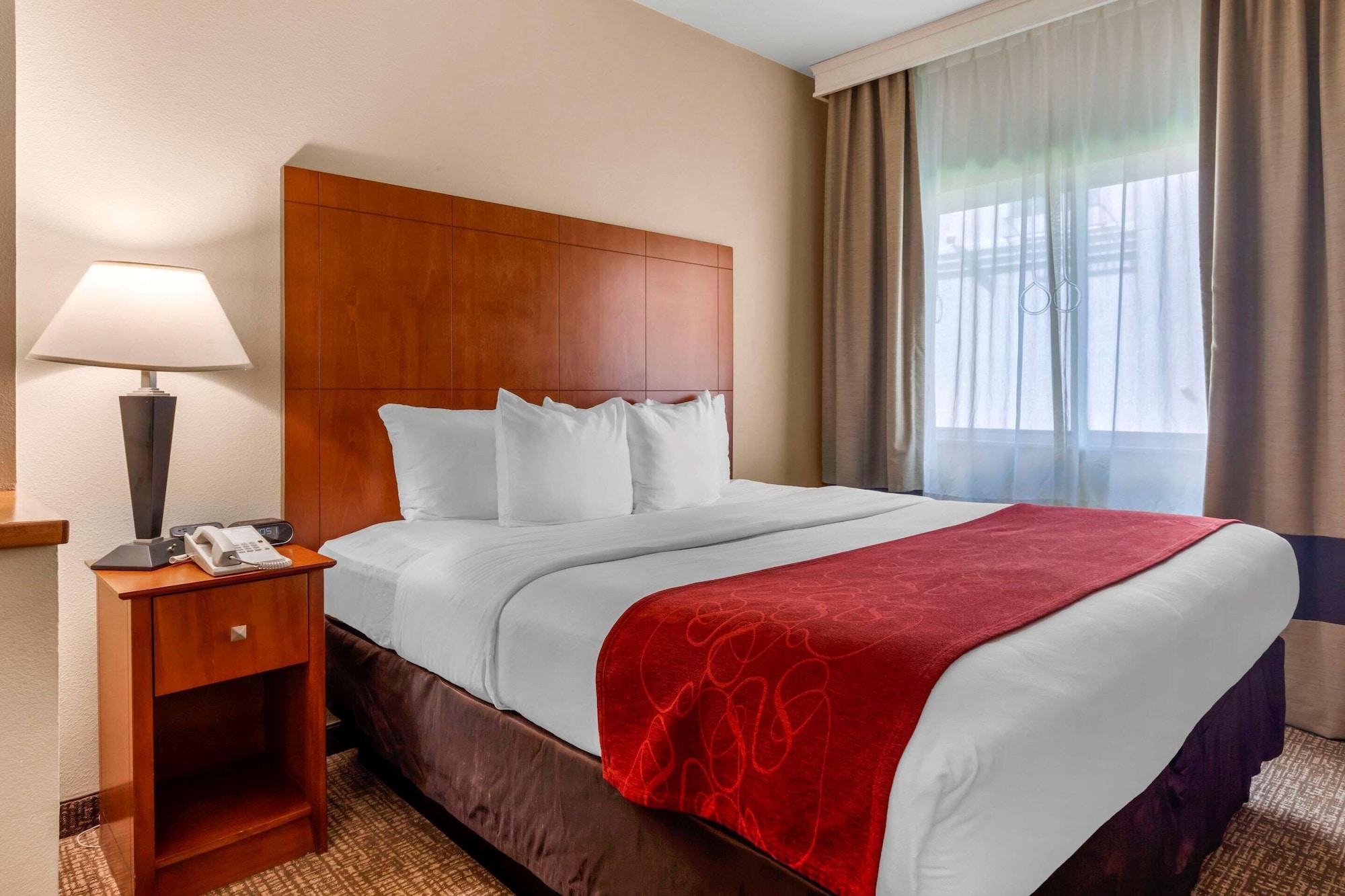 Comfort Suites North Даллас Екстер'єр фото