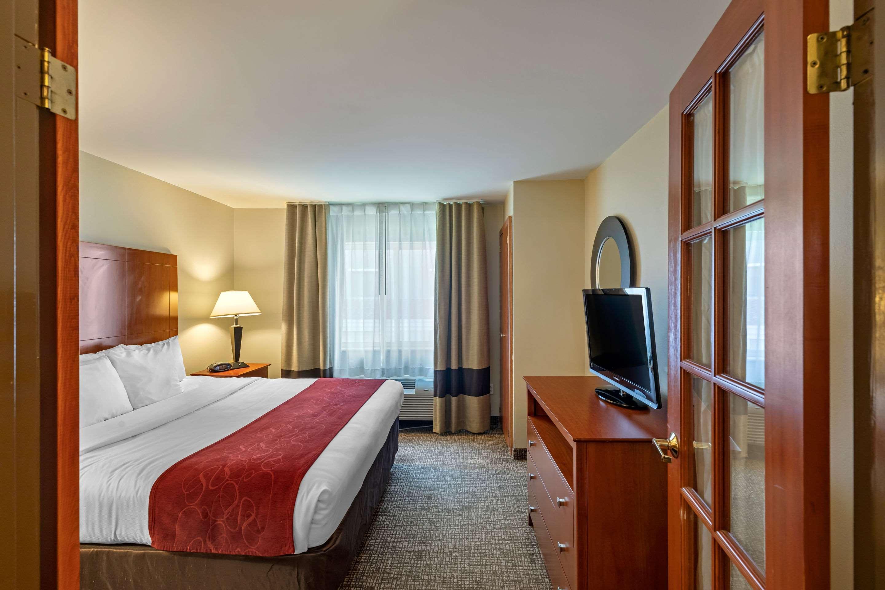 Comfort Suites North Даллас Екстер'єр фото