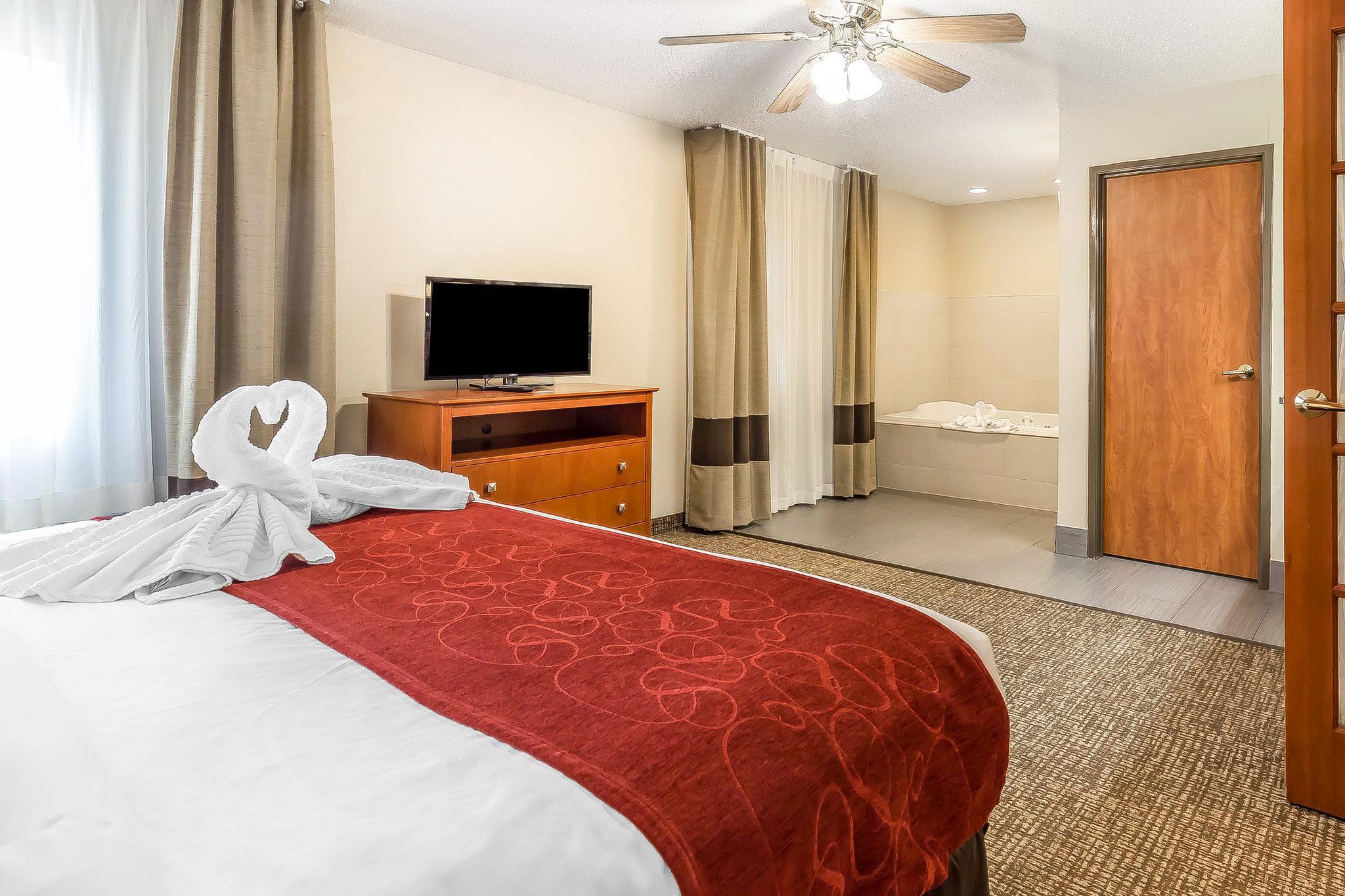 Comfort Suites North Даллас Екстер'єр фото